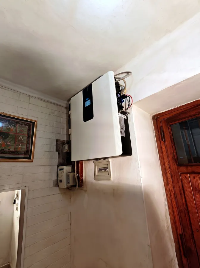 All-in-One Deye 5,3 kWh, ingresso
